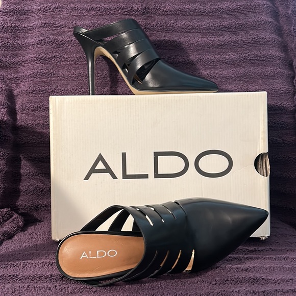 ALDO - Picture 5 of 5